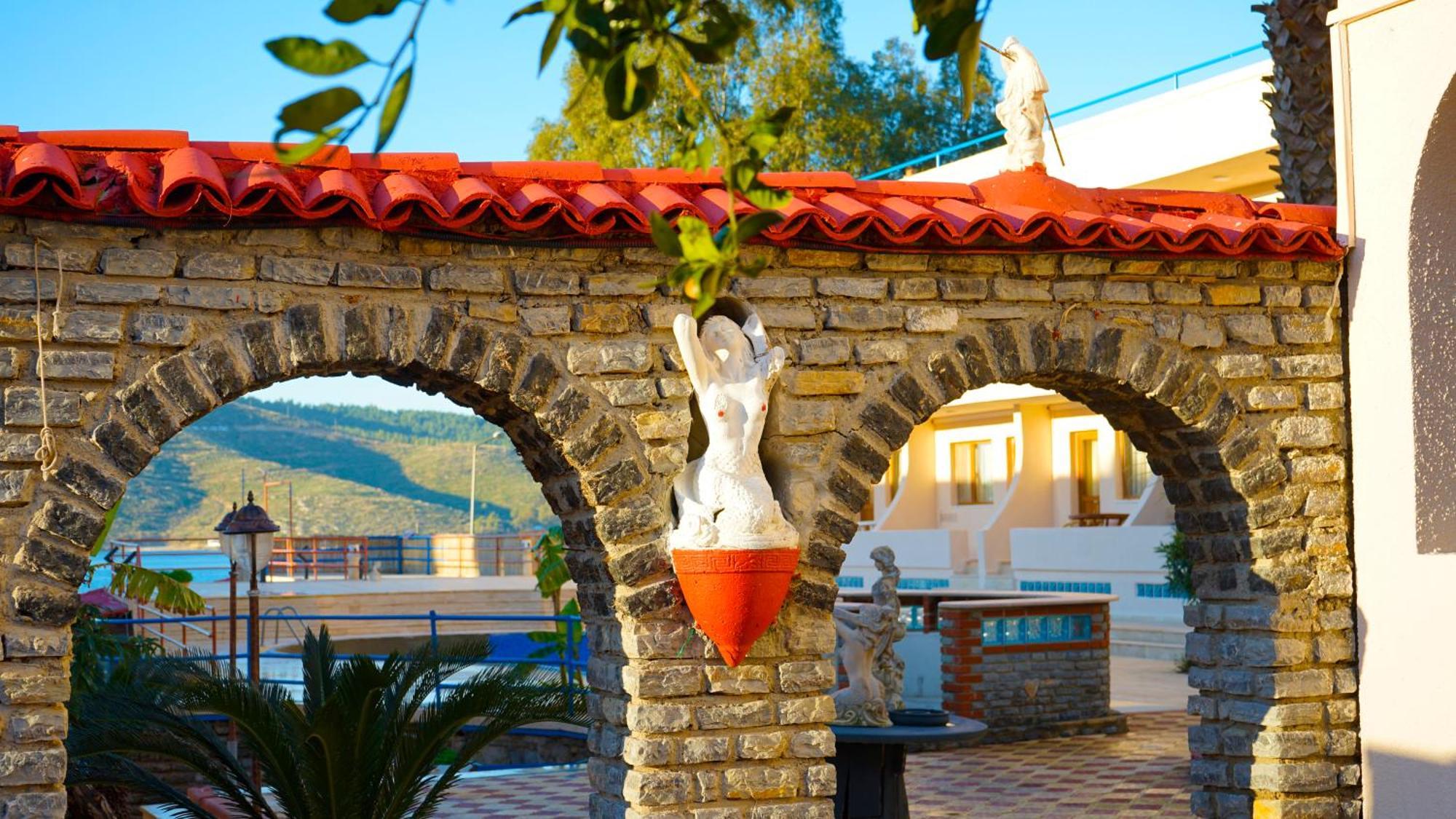 Club Aquarium Hotel & Spa Guvercinlik  Exterior foto