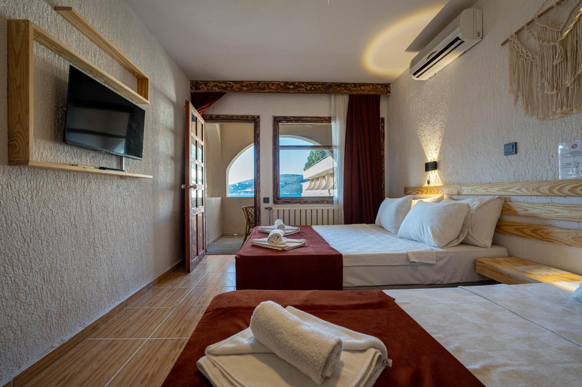 Club Aquarium Hotel & Spa Guvercinlik  Exterior foto